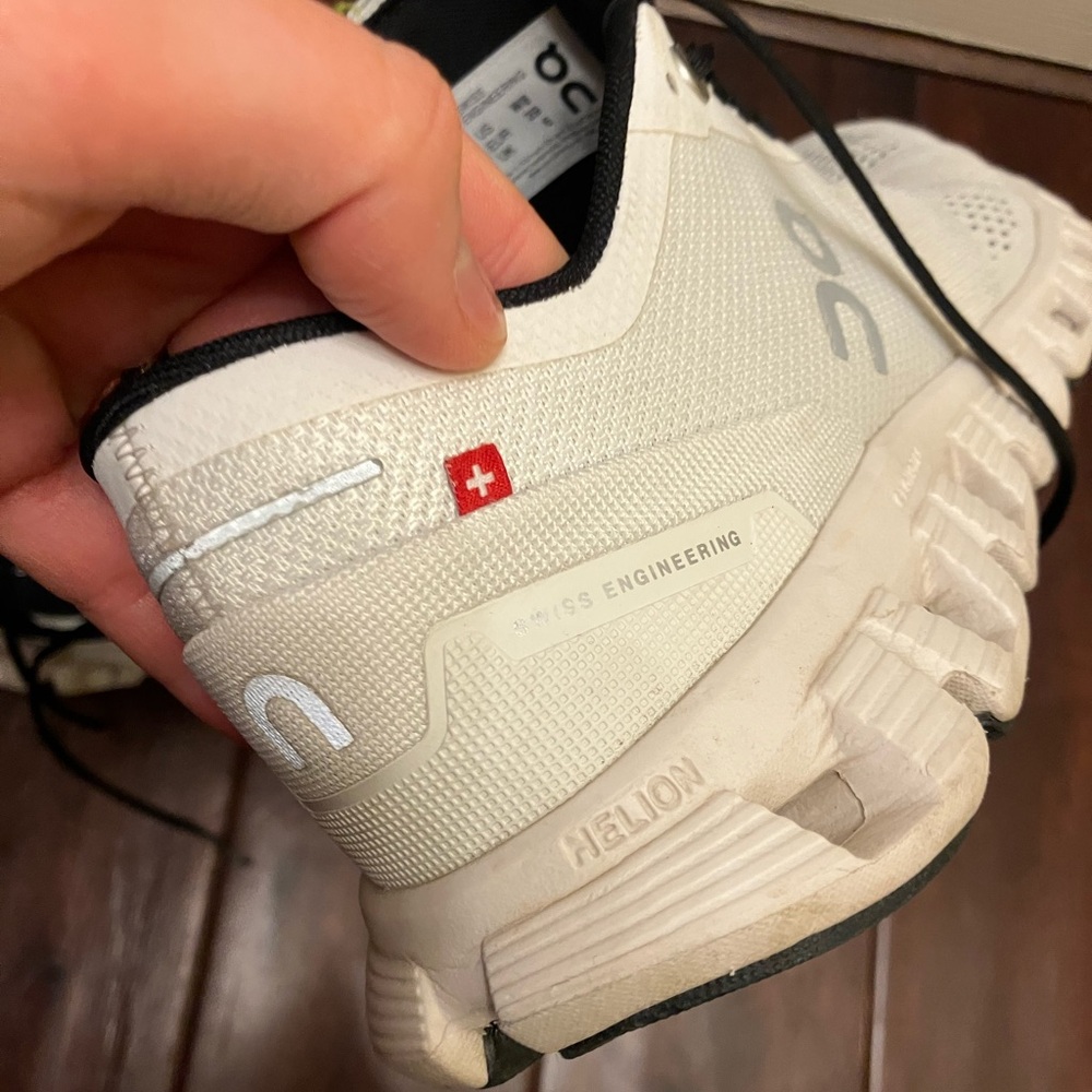 On Running Cloud On Cloud Sneakers - image 6